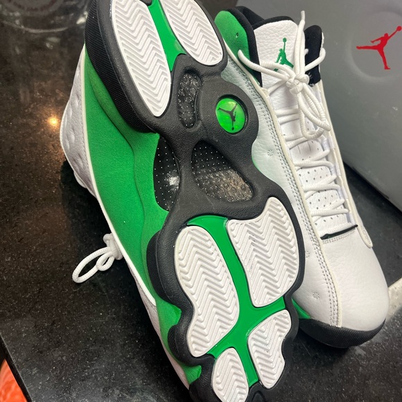 Sz 8.5 retro 13s green & white like new - Picture 8 of 8